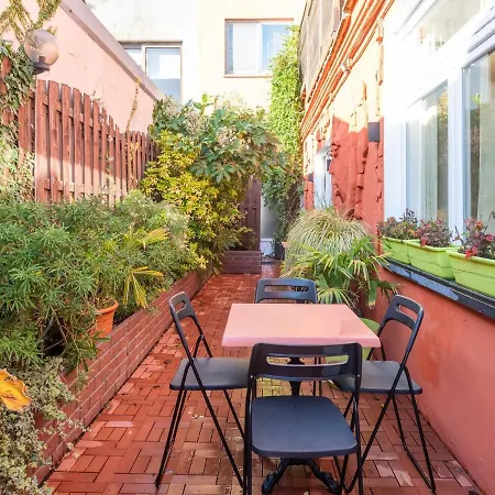 Ground Floor In Near The Sea Apartment